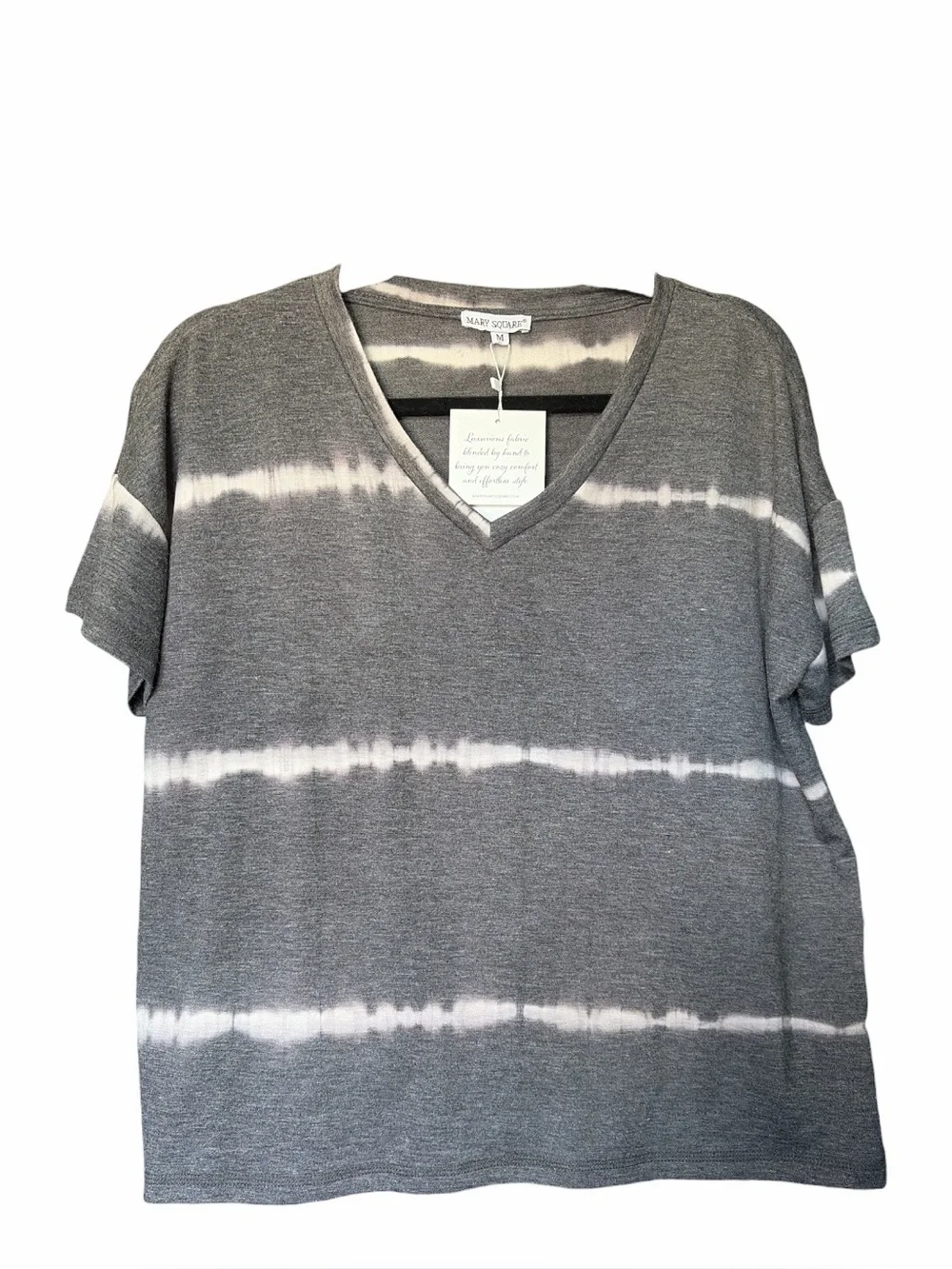 NWT Mary Square Size Medium Gray Tee